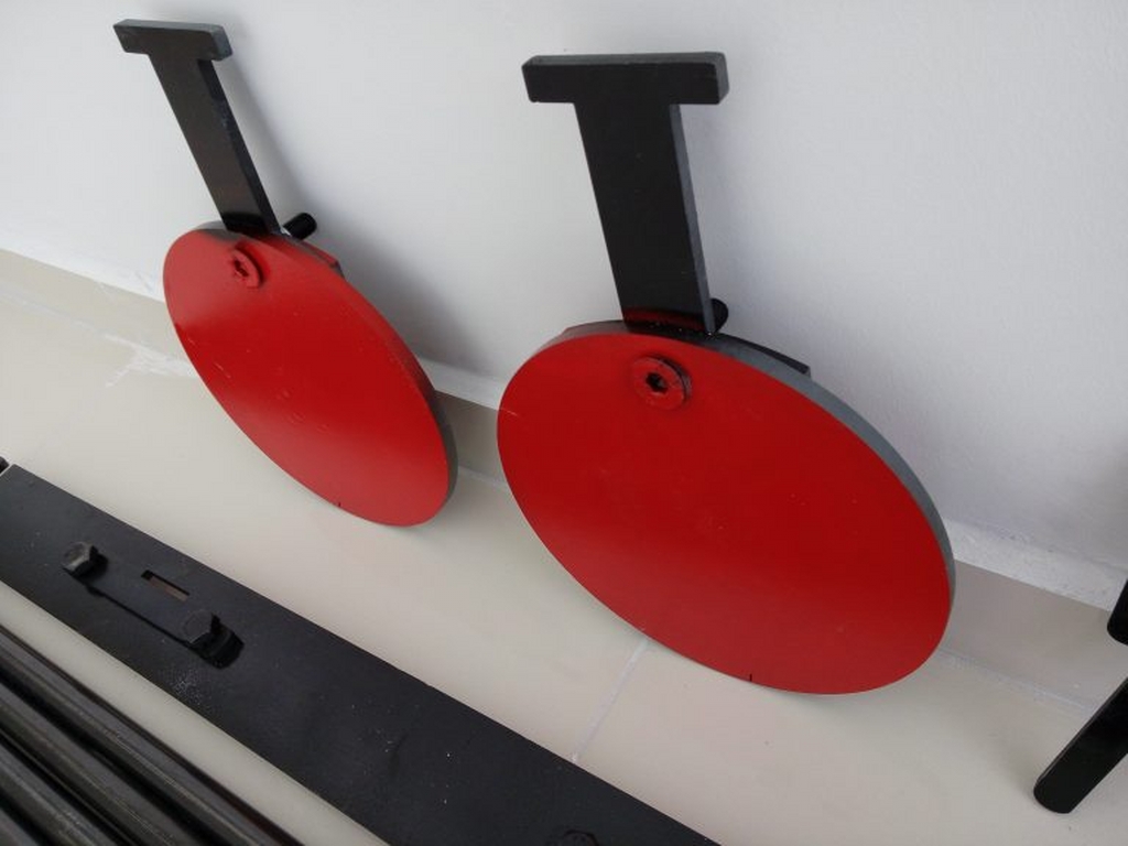 İkili (Ayaklı Sistem) 20cm-20cm Çaplı Yuvarlak Gong Hedef Sistemi
