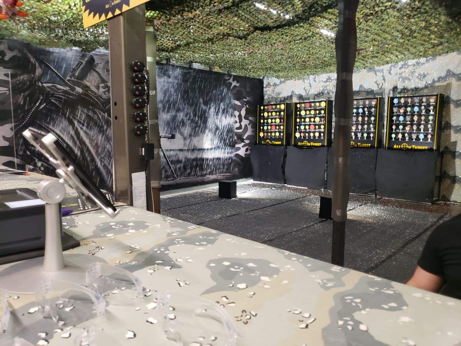 Airsoft Poligon 30 Figürlü İpliMakaralı Otomatik Hedef Sistemi (Asker Modelli Hedefler) AYAKLI MODEL